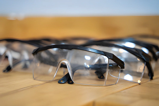 Safety goggles for eye protection